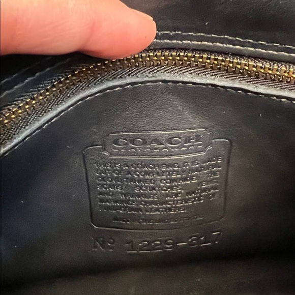 COACH VINTAGE COURT BAG CROSSBODY SATCHEL NAVY BLUE LEATHER 1229 MADE IN US - Picture 14 of 16